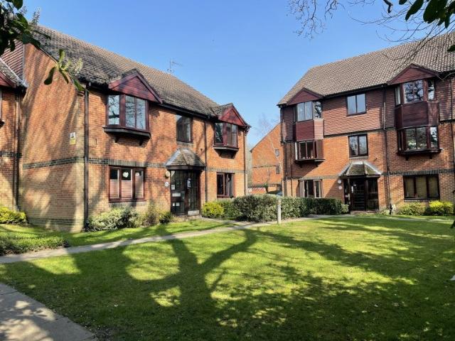 Apartment at Foxhills, Woking