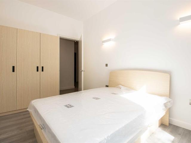 Apartment at Foxhunter Drive, Milton Keynes