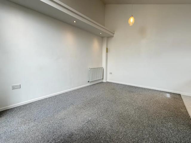 Apartment at Follager Road, Rugby
