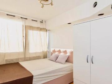 Apartment at Fontley Way, Greater London