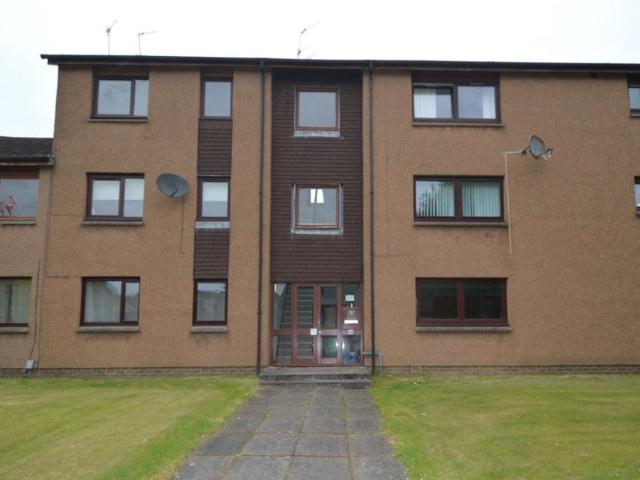 Apartment at Fortingall Place, Glasgow