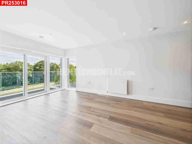 Apartment at Fairhaven Drive, Reading