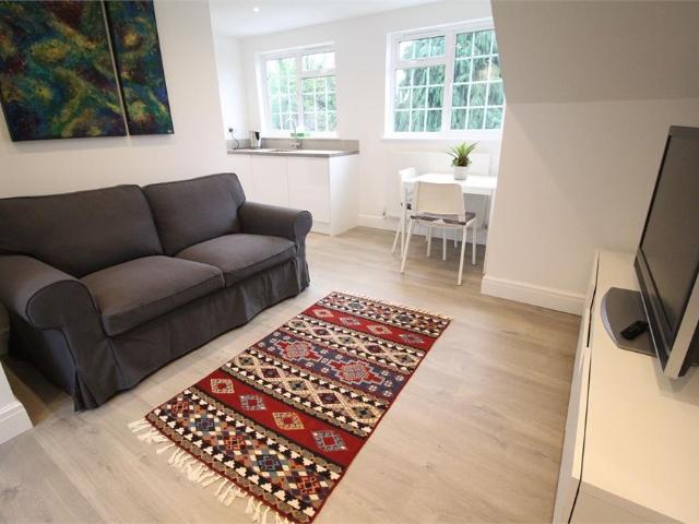 Apartment at Fairview Way, Greater London