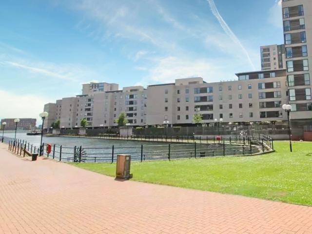 Apartment at Falcon Drive, Cardiff