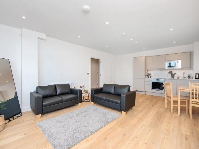 Apartment at Farnborough Road, Rushmoor