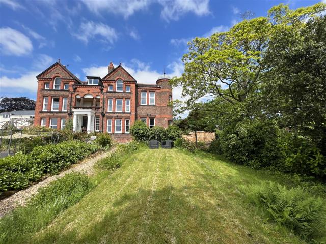 Apartment at Farr Hall Drive, Heswall