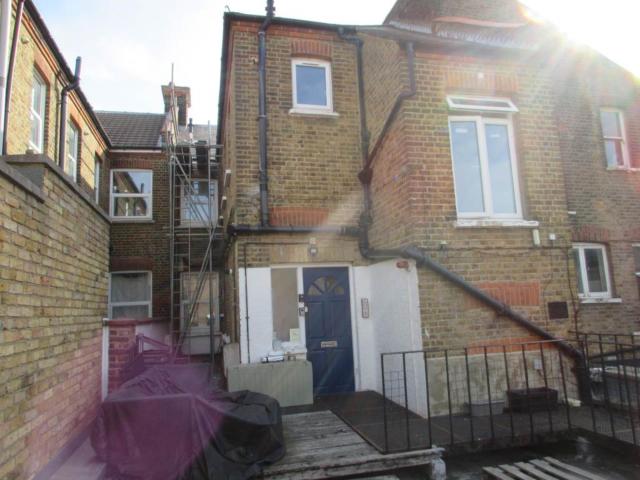Apartment at Farringdon Service Road, Southend on Sea
