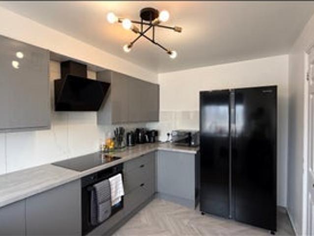 Apartment at Felixstowe Court, Greater London