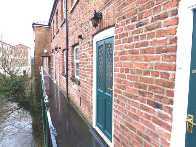 Apartment at Skipton Close, Hazel Grove