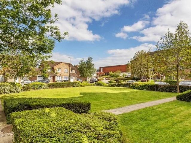 Apartment at Fenchurch Road, Crawley