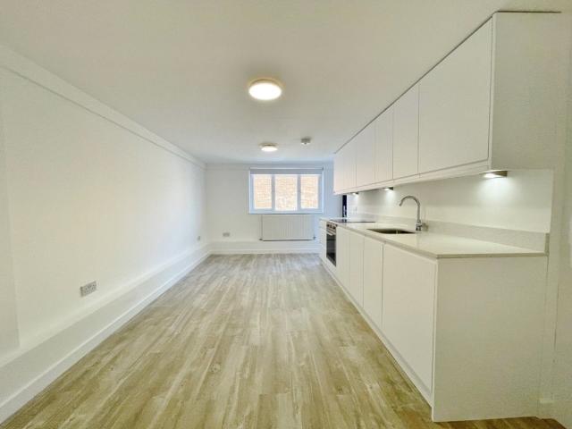 Apartment at Finchley Road, Greater London