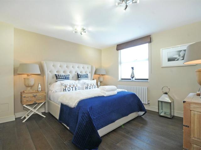 Apartment at Finchley Road, Greater London
