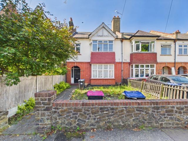 Apartment at Finchley Road, Southend on Sea