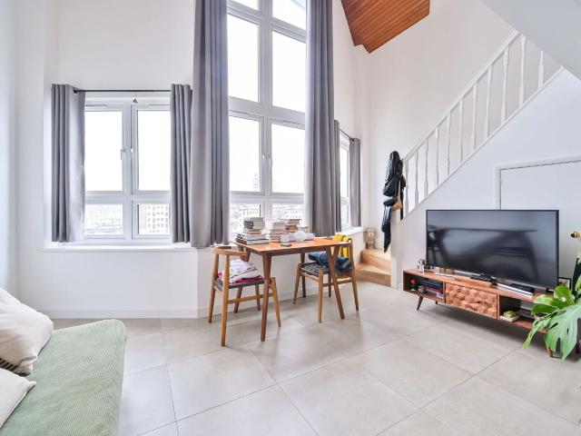 Apartment at Finland Street, Greater London