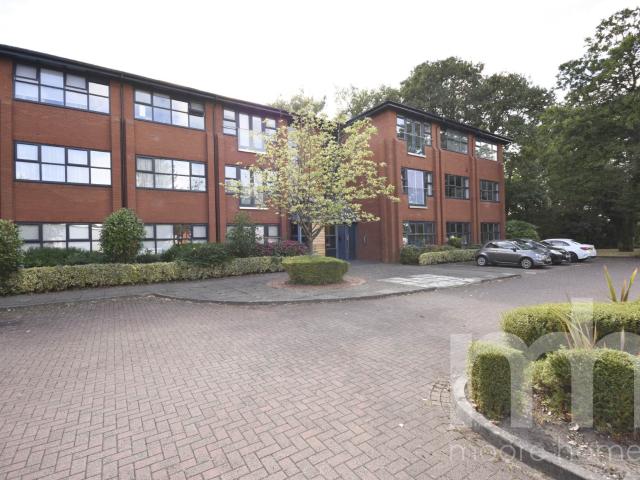 Apartment at First Avenue, Poynton