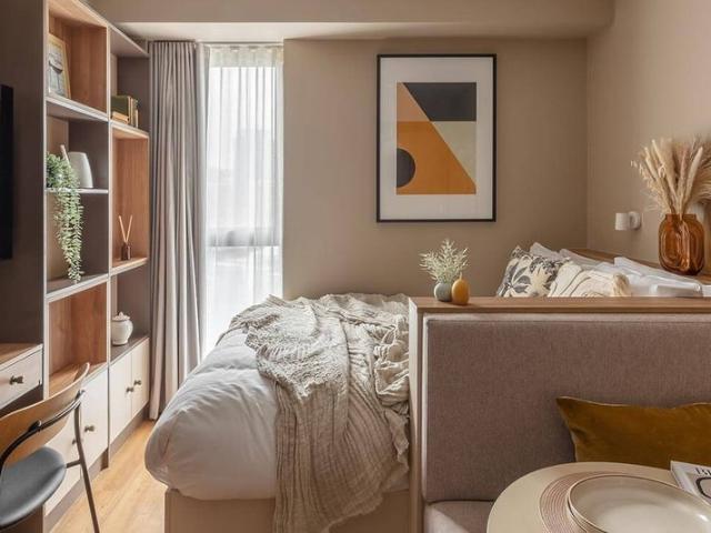 Apartment at Manor Drive, Greater London
