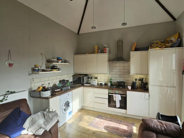 apartment at Flat 3, 35 Richmond Road, Headingley, Leeds LS6 1BX, United Kingdom