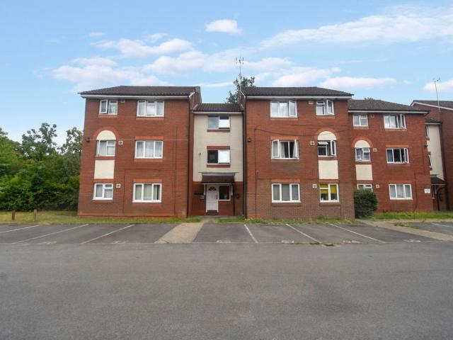 Apartment at Flaxfield Court, Basingstoke and Deane