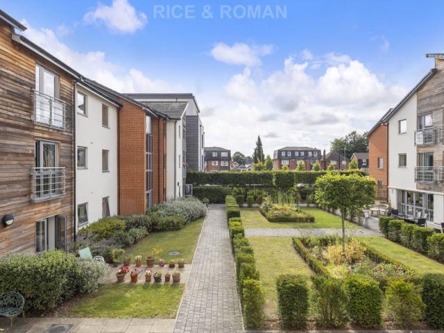 Apartment at Fleet Road, Hart