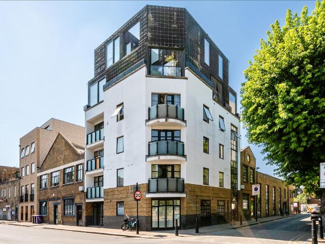 Apartment at Florida Street, Greater London