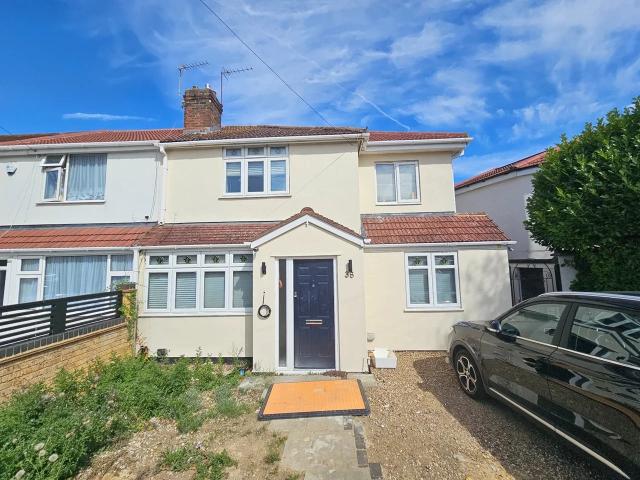 Apartment at Fredora Avenue, Greater London