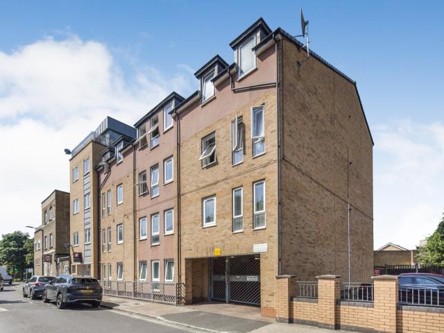 Apartment at Freda Corbett Close, Greater London
