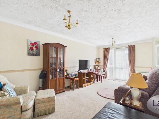 Apartment at College Road, Cheshunt