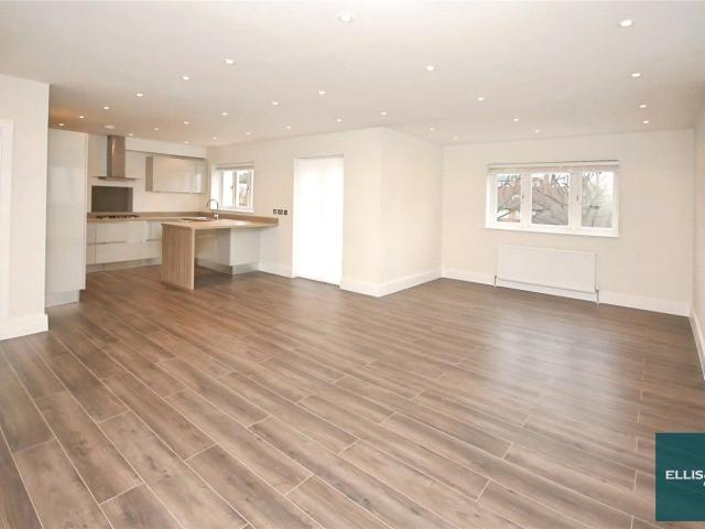 Apartment at Friern Park, Greater London