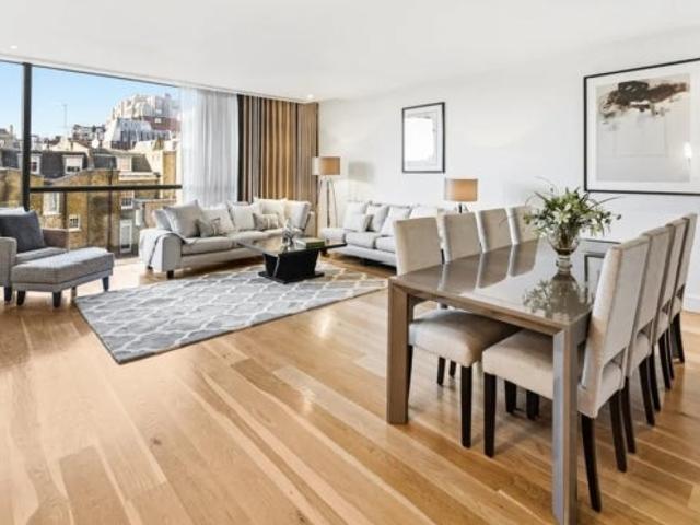 Apartment at Knightsbridge, City of Westminster