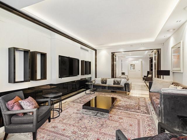Apartment at Knightsbridge, City of Westminster