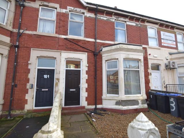 Apartment at Knowle Avenue, Blackpool