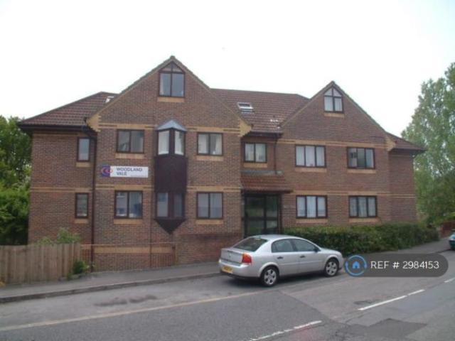 Apartment at Kathleen Road, Southampton