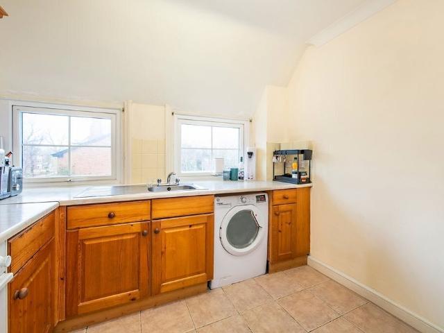 Apartment at Kew Road, Greater London