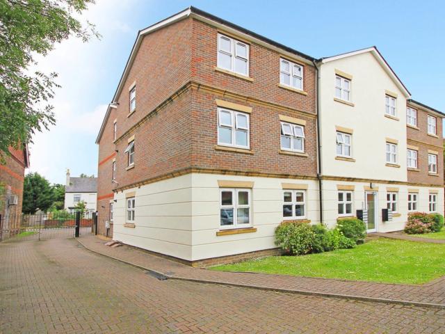 Apartment at Kennedy Road, Horsham