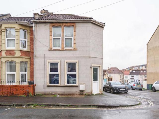 Apartment at Kensal Avenue, Bristol