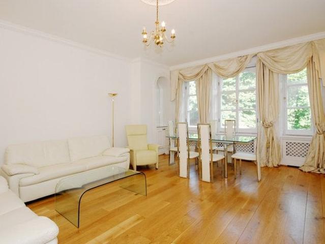 Apartment at Kensington Gore, City of Westminster