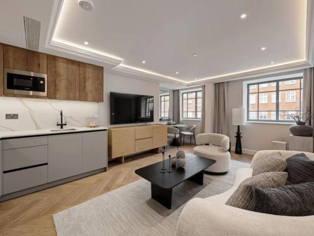 Apartment at Kensington High Street, Greater London