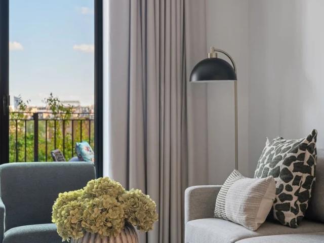 Apartment at Kensington High Street, Greater London