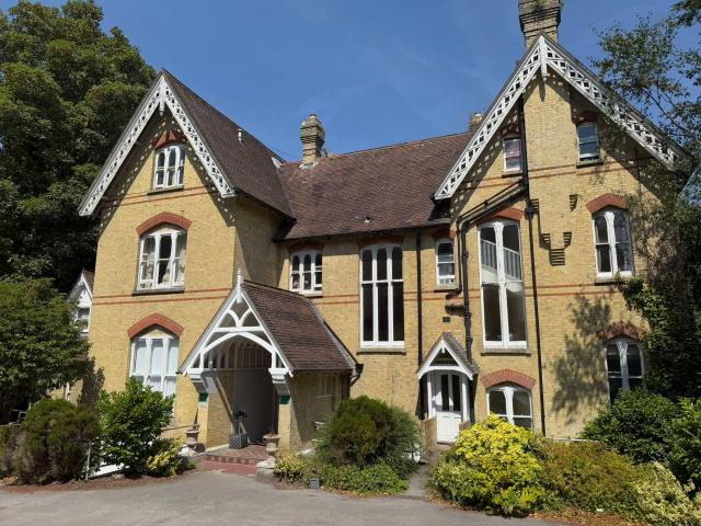 Apartment at Kentish Gardens, Tunbridge Wells