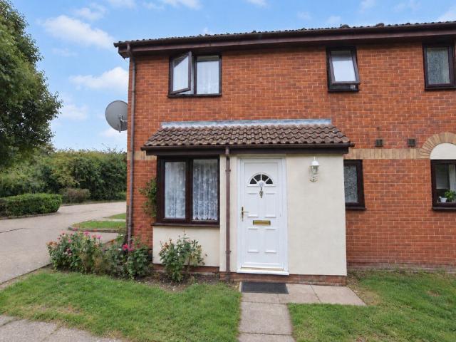 Apartment at Kestrel Close, Huntingdonshire