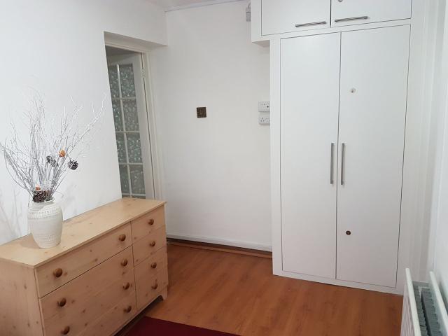 Apartment at Kinch Grove, Greater London