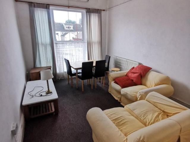 Apartment at King Edward's Road, Uplands