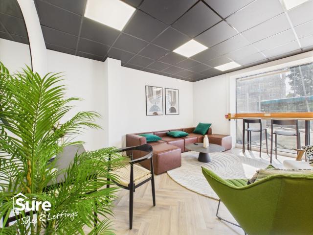 Apartment at King Harry Street, Dacorum
