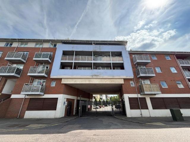 Apartment at Kingfisher Meadow, Maidstone