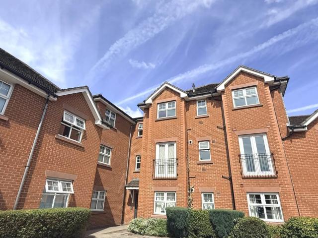 Apartment at Kingsway South, Warrington