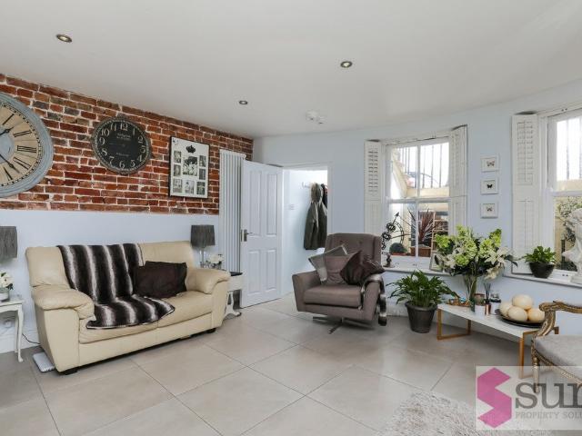 Apartment at Kings Cliff, Brighton