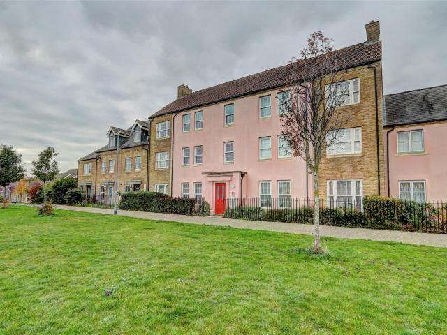 Apartment at King's Avenue, Ely