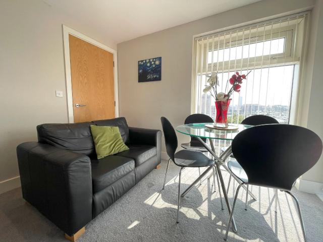 Apartment at King's Road, Mumbles