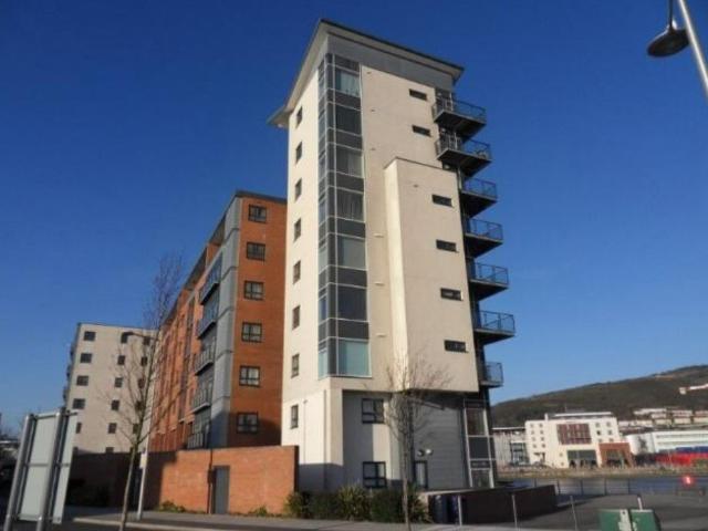 Apartment at King's Road, Swansea