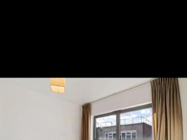 Apartment at Kingsland Road, Greater London